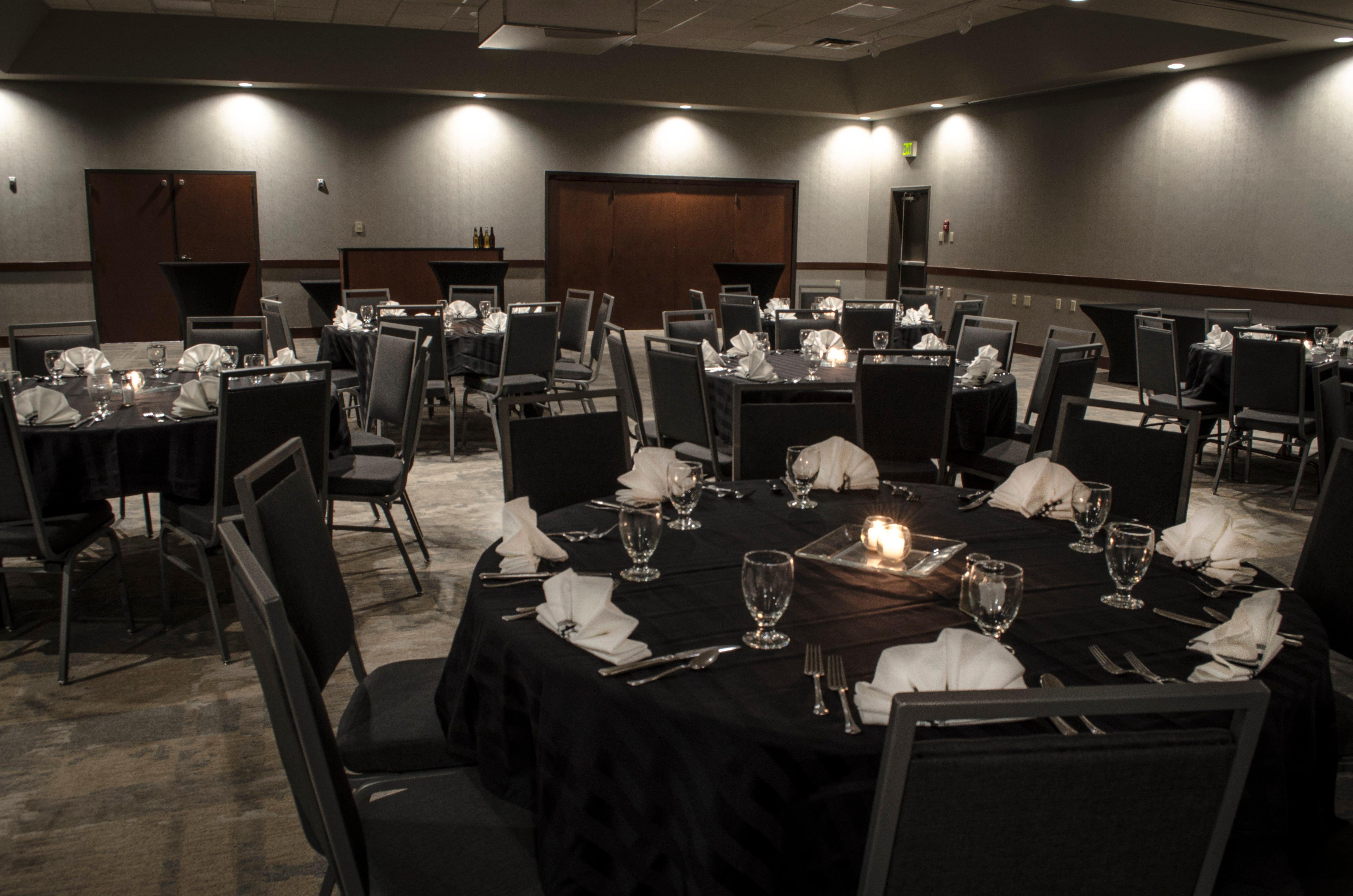 Holiday Inn Fargo By Ihg Экстерьер фото